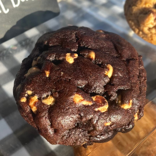 Dark Chocolate Peanut Chip Cookie - Ooey Gooey Cookies - Homemade in Oceanside, CA